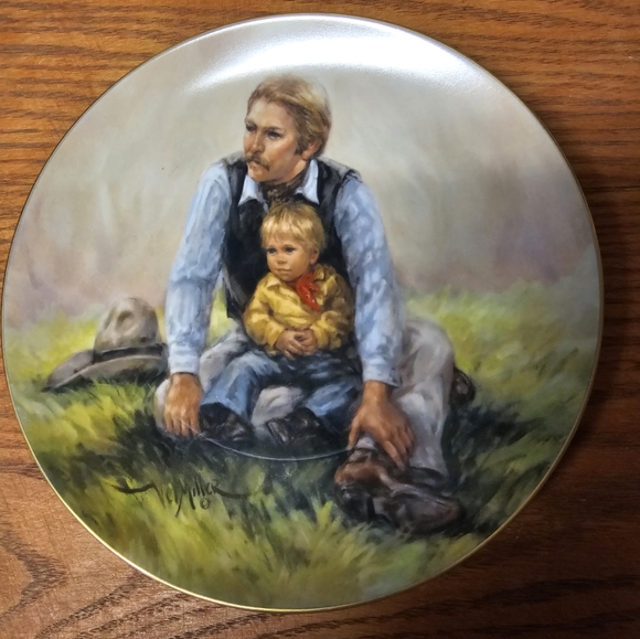 Artists of the World 'Papas Boy' Plate - Picture 1 of 2